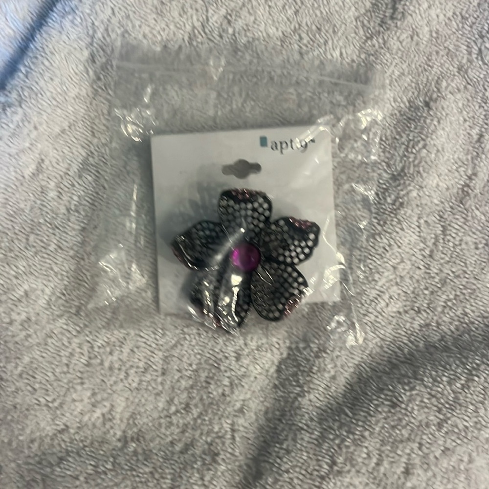 Kohl's apt.9 black pink gem rhinestone flower brooch pin